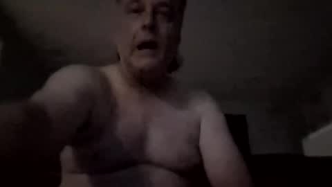 Snapshot of mikelikesicet chatting on April 15, 2026, 5:25 am Imagunnabust online show from April 15, 2026, 5:25 am