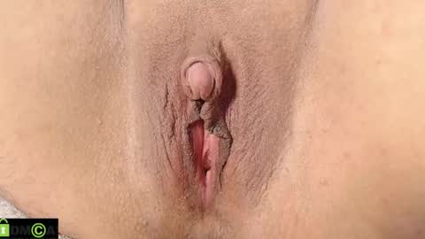 Mikell Williams online show from December 16, 2025, 12:37 am