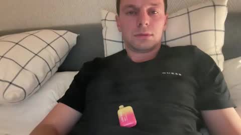 mikemalin8 online show from November 19, 2025, 10:10 pm