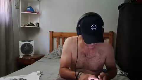 mikeundies online show from May 13, 2026, 7:17 am
