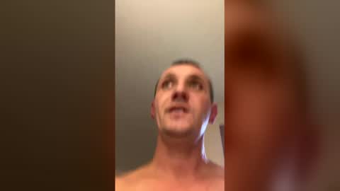 Snapshot of mikevp09 chatting on December 2, 2025, 11:45 pm New and curious online show from December 2, 2025, 11:45 pm