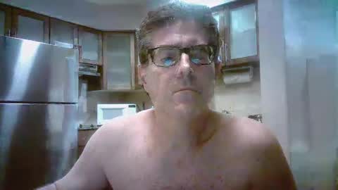Snapshot of mikewulds chatting on February 3, 2025, 2:03 am Mike online show from February 3, 2025, 2:03 am