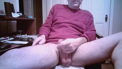 Snapshot of mikewulds chatting on February 26, 2025, 11:59 pm Mike online show from February 26, 2025, 11:59 pm