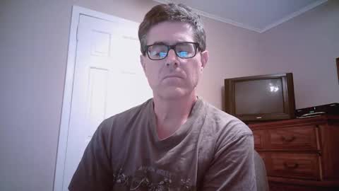 Snapshot of mikewulds chatting on September 26, 2025, 2:37 am Mike online show from September 26, 2025, 2:37 am