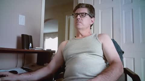 Snapshot of mikewulds chatting on September 30, 2025, 5:51 pm Mike online show from September 30, 2025, 5:51 pm