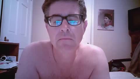 Snapshot of mikewulds chatting on October 6, 2025, 2:53 am Mike online show from October 6, 2025, 2:53 am