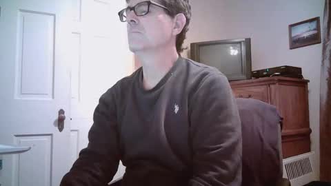 Snapshot of mikewulds chatting on October 25, 2025, 2:52 am Mike online show from October 25, 2025, 2:52 am
