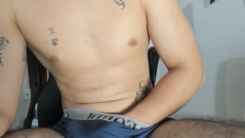 mikey_banji online show from November 20, 2025, 1:22 pm