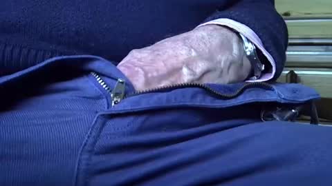 Snapshot of mikeybed chatting on December 11, 2024, 9:41 am mikeybed online show from December 11, 2024, 9:41 am