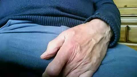 mikeybed online show from April 15, 2026, 1:40 pm