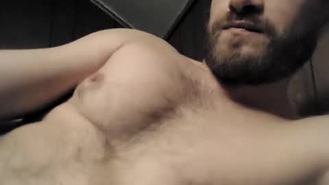 Snapshot of mikeylove92 chatting on January 19, 2025, 5:48 am Mikey b online show from January 19, 2025, 5:48 am