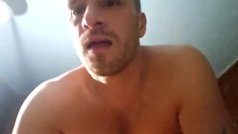 Snapshot of mikeylove92 chatting on January 25, 2025, 5:51 am Mikey b online show from January 25, 2025, 5:51 am