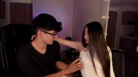 Snapshot of mikeyvioleta chatting on September 21, 2025, 12:01 am VIOLETAMIKE online show from September 21, 2025, 12:01 am