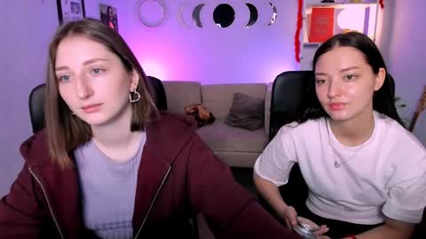 Miki online show from April 7, 2026, 5:52 am