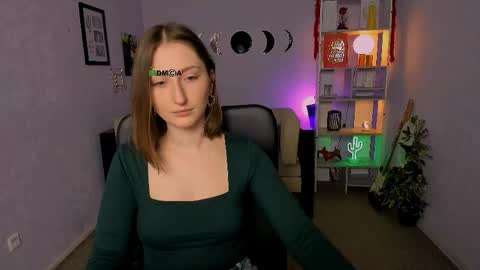 Snapshot of miki_nikki chatting on April 27, 2026, 6:00 am Miki online show from April 27, 2026, 6:00 am