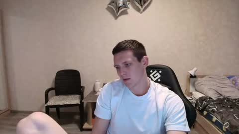 Snapshot of mikimaus0101 chatting on July 10, 2026, 5:37 pm Michael online show from July 10, 2026, 5:37 pm