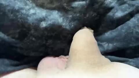 Snapshot of mikke332 chatting on October 14, 2025, 7:47 pm mikke332 online show from October 14, 2025, 7:47 pm