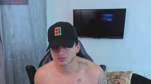 MIKKE online show from December 20, 2025, 2:13 pm