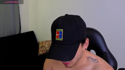 MIKKE online show from February 18, 2026, 2:57 pm