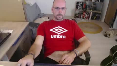 Snapshot of mikmik91 chatting on October 30, 2025, 4:30 pm mikmik91 online show from October 30, 2025, 4:30 pm