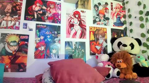   miku katsuragi  online show from December 3, 2024, 10:51 pm