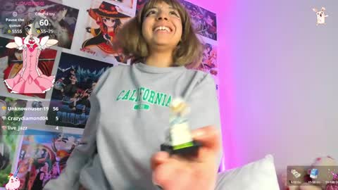   miku katsuragi  online show from January 19, 2025, 6:31 am