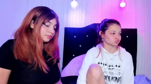   miku katsuragi  online show from November 15, 2025, 11:10 pm