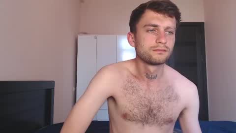 Snapshot of mikw63 chatting on June 10, 2026, 6:01 am Sin online show from June 10, 2026, 6:01 am