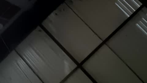 miky17cm online show from February 1, 2026, 6:12 am