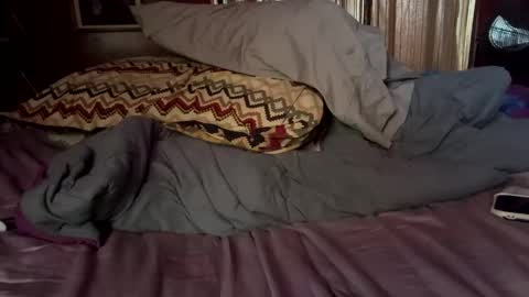 mil8207 online show from November 11, 2025, 6:08 pm