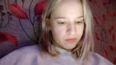 Mila 420 online show from February 4, 2026, 12:33 pm