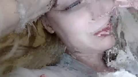 Mila 420 online show from April 3, 2026, 8:18 pm