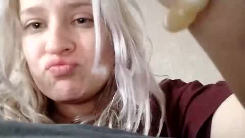 Snapshot of mila_420 chatting on April 20, 2026, 11:35 am Mila 420 online show from April 20, 2026, 11:35 am