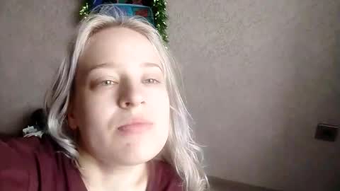 Snapshot of mila_420 chatting on April 27, 2026, 3:37 am Mila 420 online show from April 27, 2026, 3:37 am