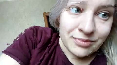 Snapshot of mila_420 chatting on May 4, 2026, 8:43 am Mila 420 online show from May 4, 2026, 8:43 am