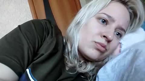 Snapshot of mila_420 chatting on May 6, 2026, 7:13 am Mila 420 online show from May 6, 2026, 7:13 am
