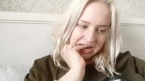 Snapshot of mila_420 chatting on May 8, 2026, 10:31 am Mila 420 online show from May 8, 2026, 10:31 am