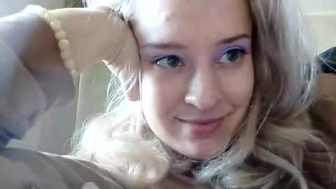 Snapshot of mila_420 chatting on May 21, 2026, 5:36 am Mila 420 online show from May 21, 2026, 5:36 am