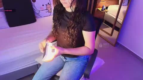 Snapshot of mila_kiitty chatting on June 18, 2026, 11:25 am Milena online show from June 18, 2026, 11:25 am