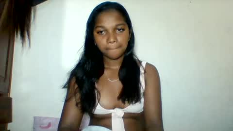 Snapshot of mila_lunah chatting on June 16, 2026, 3:53 am mila_lunah online show from June 16, 2026, 3:53 am
