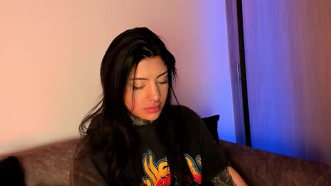     online show from January 6, 2026, 7:12 am