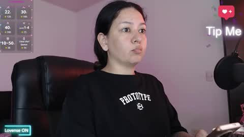 Snapshot of mila_phoenix chatting on November 24, 2025, 10:04 am mila_phoenix online show from November 24, 2025, 10:04 am