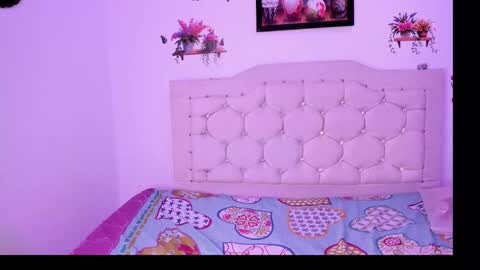 laura online show from January 12, 2026, 5:23 am