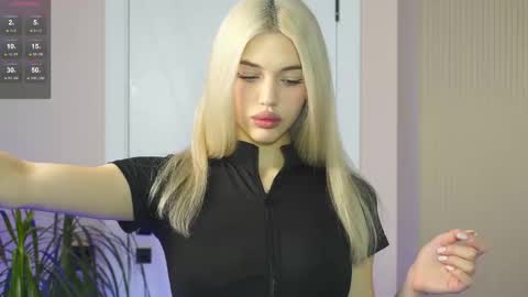 Mila and u can call me sweet bunny online show from December 16, 2025, 10:20 am