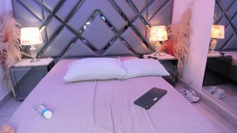 milan_lewiss online show from March 31, 2026, 12:05 pm