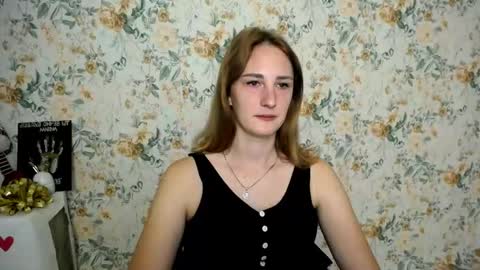 Milana online show from September 25, 2025, 6:06 am