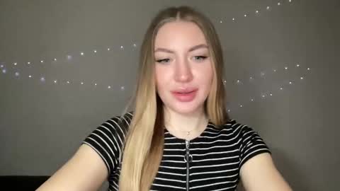 Milana online show from December 11, 2024, 7:36 pm