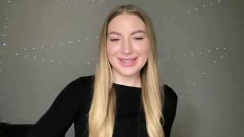 Milana online show from December 29, 2024, 12:45 pm