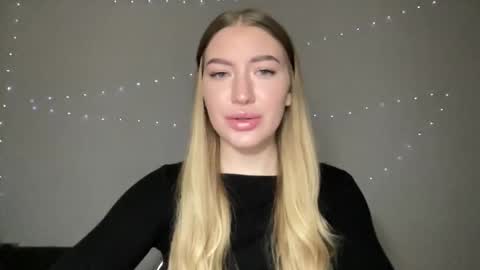 Milana online show from December 30, 2024, 11:59 am