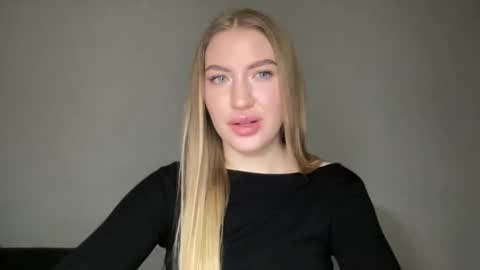 Milana online show from January 10, 2025, 11:33 am